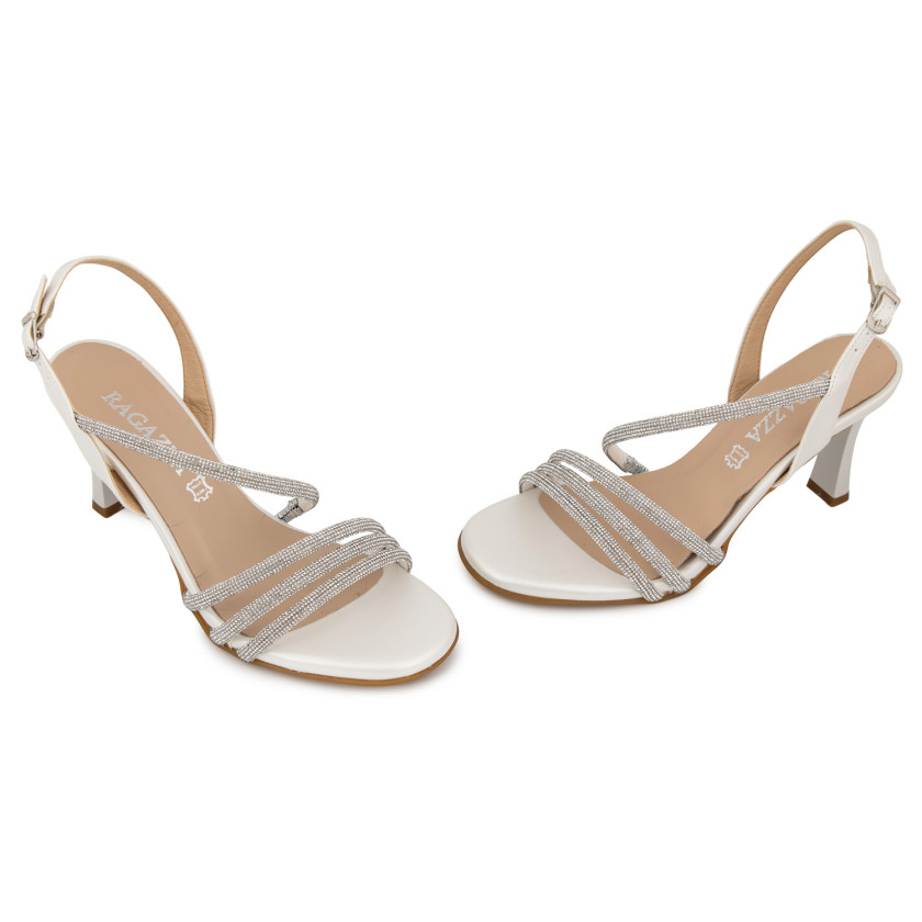 Φωτογραφία ζευγάρι RAGAZZA 0985 ΠΕΡΛΑ ΔΕΡΜΑ