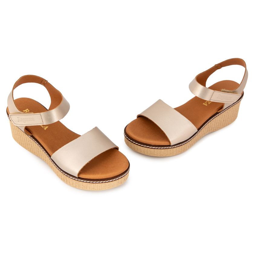 Φωτογραφία ζευγάρι RAGAZZA 0381 ΑΜΜΟΣ ΔΕΡΜΑ